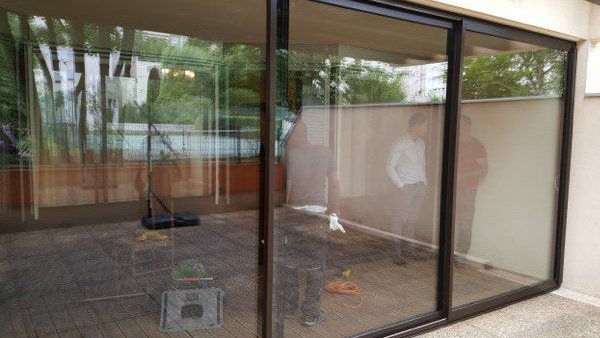 Travaux d'installation de porte coulissante à Ambérieu-en-Bugey